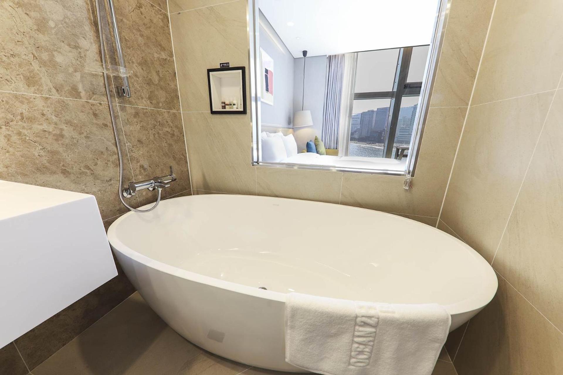 Ocean 2Heaven Hotel Busan Esterno foto